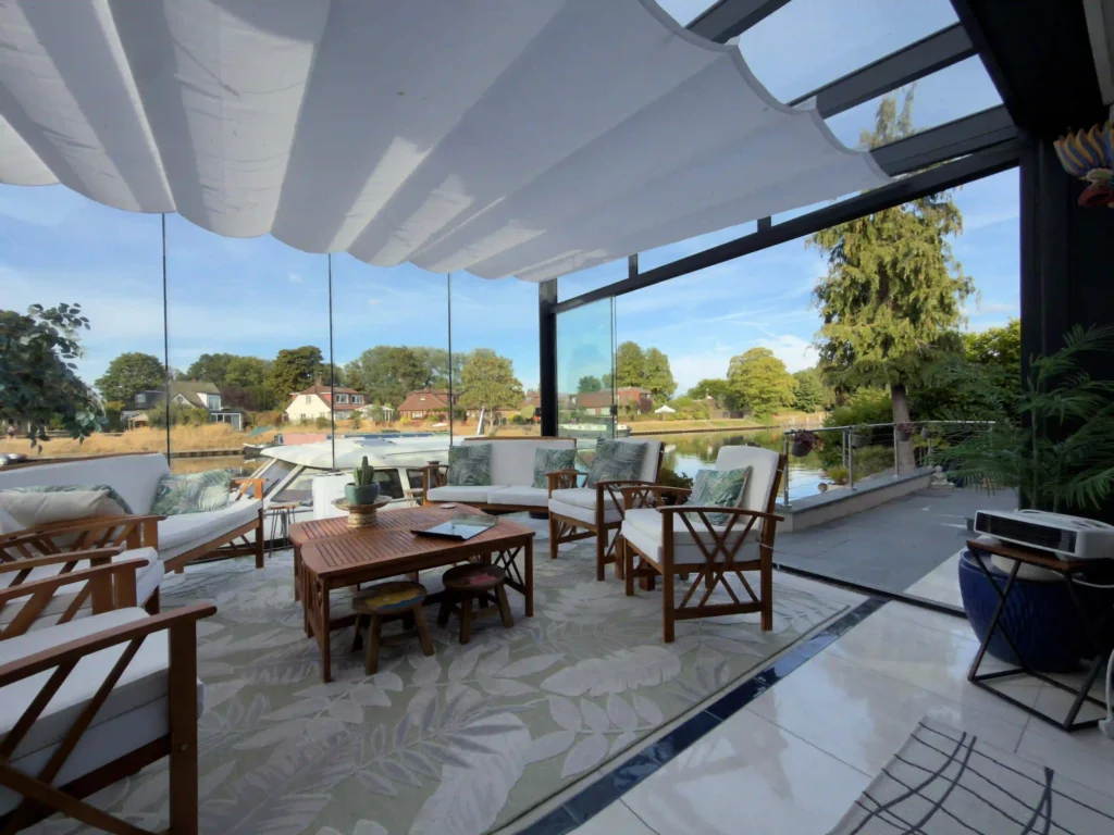 Orangeline veranda with shade sail